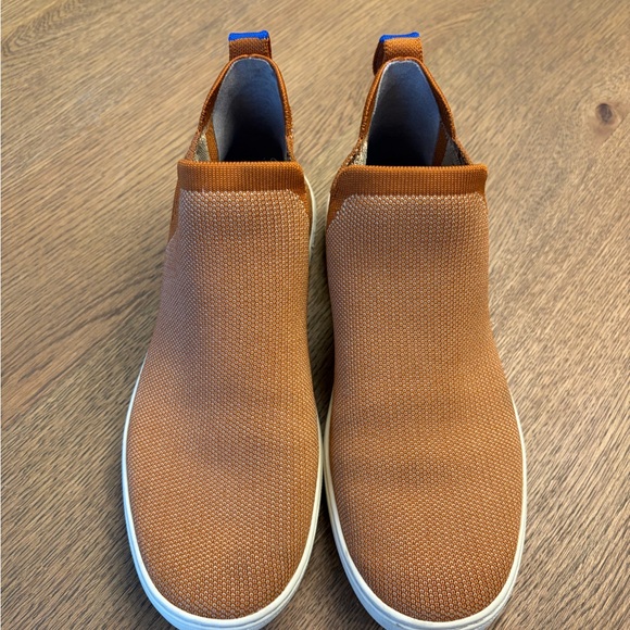 Rothy’s Chelsea Sneaker Size 8.5 - Picture 2 of 3